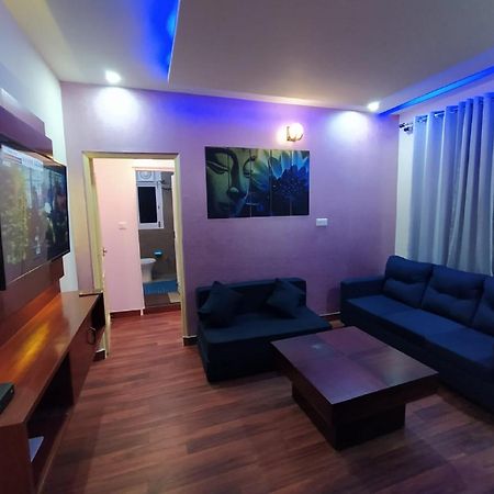Deluxe Homestay Apartments With Kitchen In シムラー エクステリア 写真