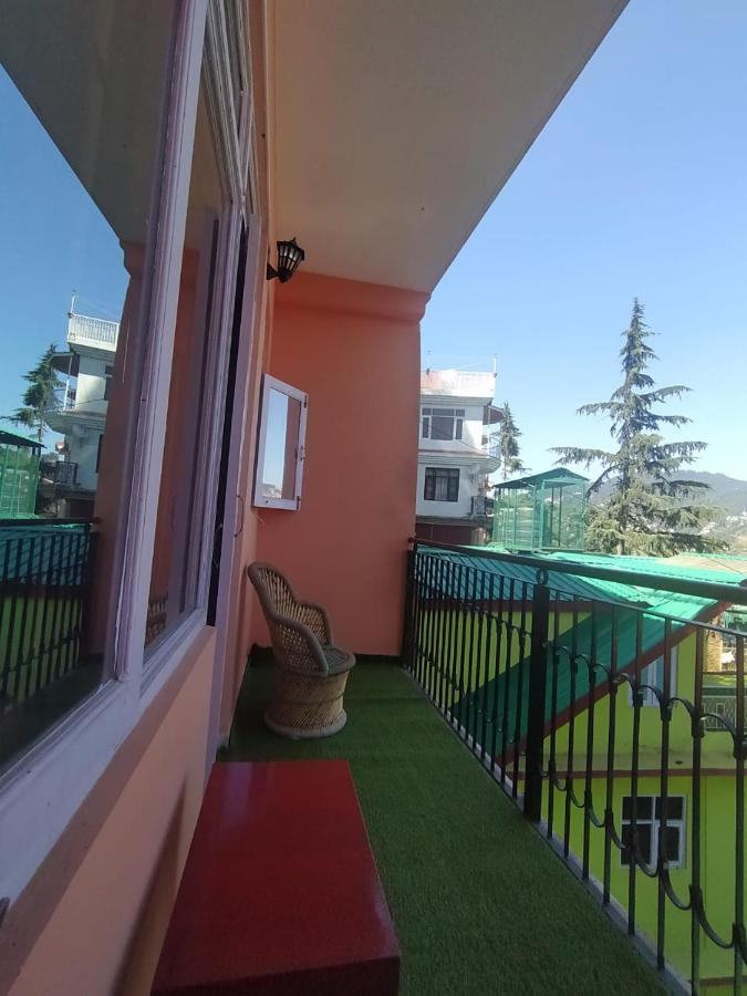 Deluxe Homestay Apartments With Kitchen In シムラー エクステリア 写真